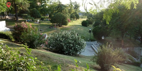Jardín de las Vistillas: Donde Madrid Regala Atardeceres y Memoria